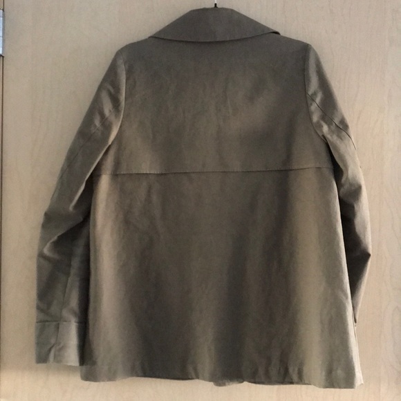 Everlane Swing Trench coat jacket in Sage green - Picture 6 of 8